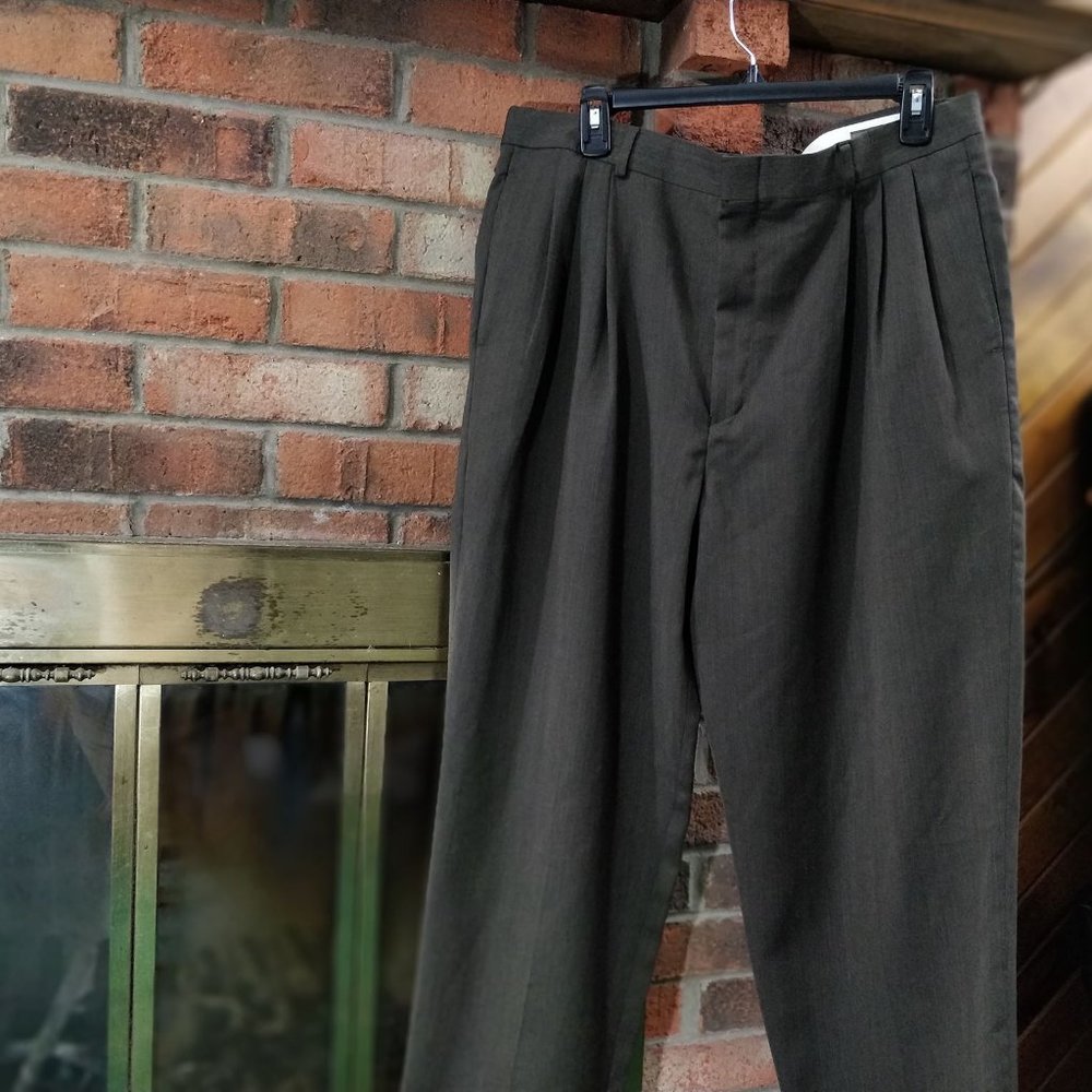 Dockers Brown Dress Slacks (W36/L30 )